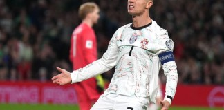 Cristiano Ronaldo recibió su sanción tras agredir a un jugador de Irlanda durante la penúltima fecha de las eliminatorias mundialistas.