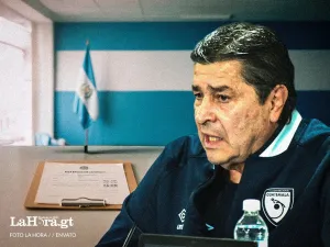 ¿Cuánto gana Luis Fernando Tena en la Selección de Guatemala?