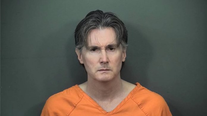 Curt Andersen fue acusado de homicidio tras disparar contra una trabajadora guatemalteca que ingresó por error a su vivienda.