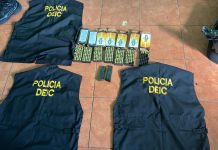 Chalecos con insignias de la Policia. Foto La Hora: PNC.