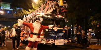 Desfile navideño del 2024 organizado por Benemérito Cuerpo Voluntario de Bomberos de Guatemala. Foto: CVB