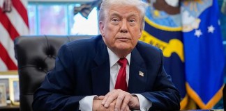 El gobierno de Estados Unidos inició una revisión “a gran escala” de todas las residencias permanentes.