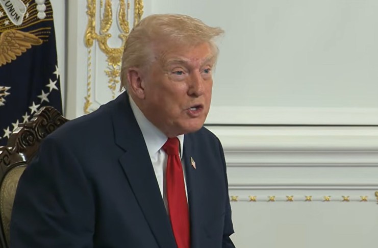 El presidente estadounidense, Donald Trump, llamó este jueves "estúpida" a una reportera.