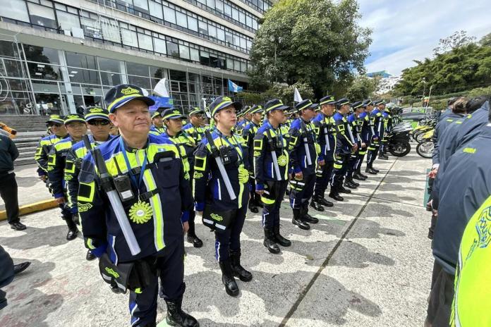 EMETRA Nueva imagen de EMETRA incluye uniformes, drones, vehículos y sistemas tecnológicos.