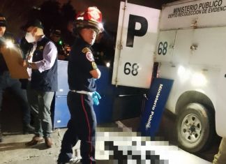 Los Bomberos Municipales Departamentales informaron sobre el hallazgo de la persona fallecida en la ruta al Atlántico. Foto La Hora: ASONBOMD