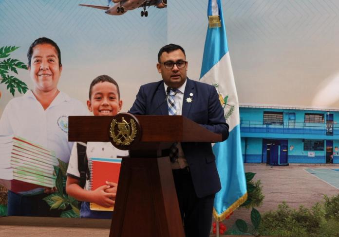 Fernando Suriano, viceministro de Transportes, por préstamo en diseño con el Banco Mundial. Foto La Hora: Daniel Ramírez