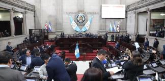 Los diputados serán convocados a sesión extraordinaria el 13 de enero para autorizar la convocatoria para comisión de postulación para fiscal general 2026-2030. Foto: La Hora