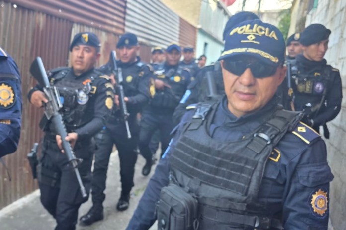 La PNC incursiona de nuevo con un operativo en barrio El Gallito