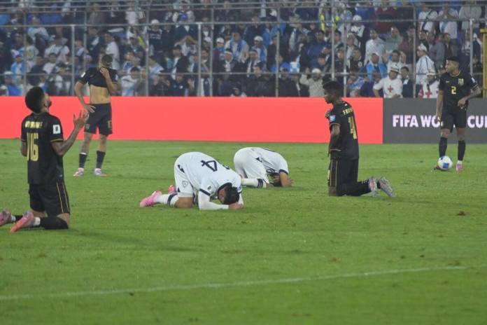 La Selección de Guatemala le dijo adiós a la posibilidad de clasificar al Mundial 2026 tras caer como local frente a Panamá.