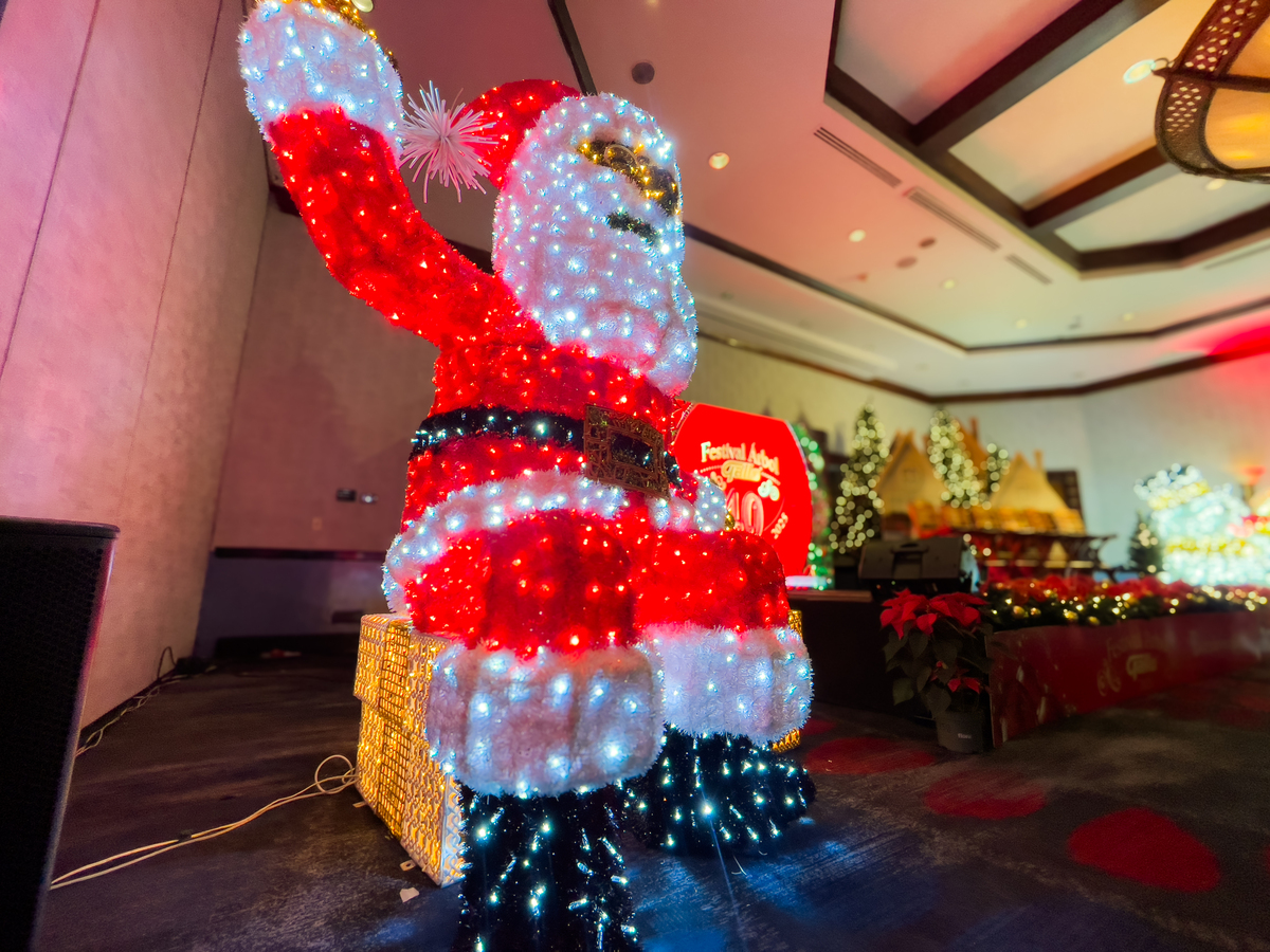 Las figuras del Festival Árbol Gallo iluminarán con el espíritu navideño. Foto: La Hora/ Víctor García.