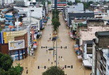 Las precipitaciones de los últimos días en Tailandia provocan inundaciones en distintas ciudades. Foto La Hora: EFE