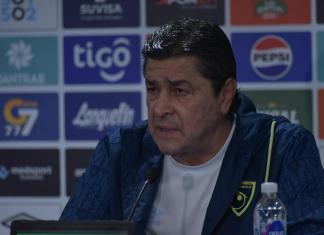 Luis Fernando Tena Guatemala vs. Surinam