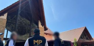 Fiscalía de Extinción de Dominio allana Propiedad vinculada a Alejandro Giammattei. Foto La Hora: MP