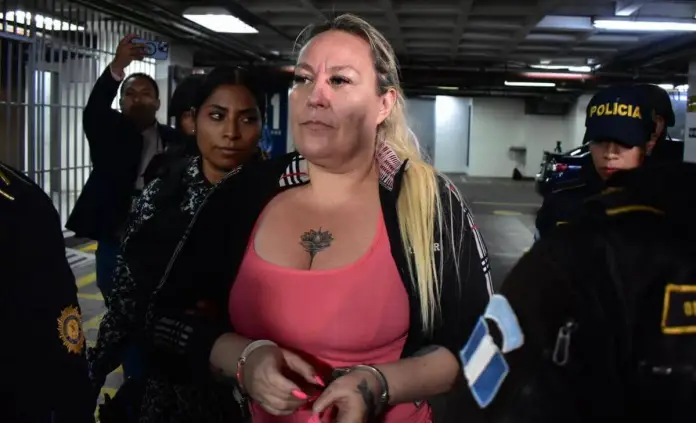 Maria Marta Castaneda María Marta Castañeda presentó una denuncia en contra del exministro de gobernación, Francisco Jiménez, tras señalarla de pertenecer al Barrio 18. Foto: La Hora