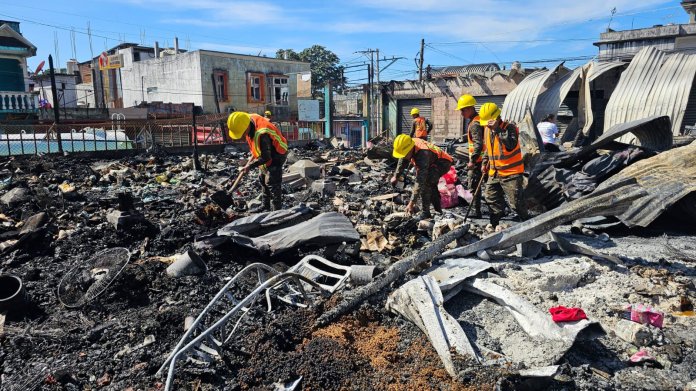 La municipalidad de San Pablo hará estudios técnicos para construir un moderno mercado para prevenir incendios. Foto La Hora: Ejército de Guatemala