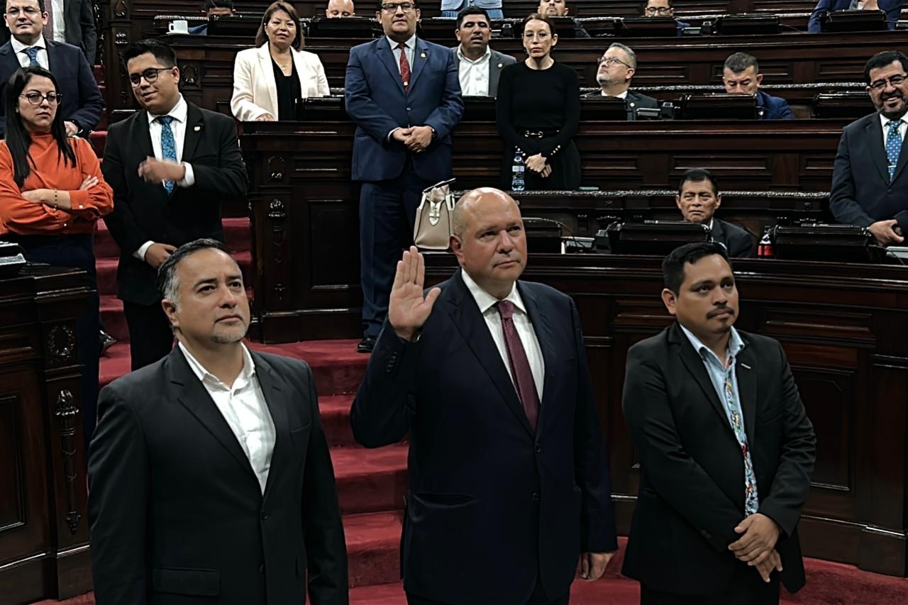 Orlando Blanco, de VOS, asume la primera secretaría del Congreso para finalizar 2