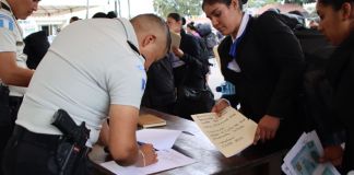 Después de graduar a la 57 promoción de la Policía Nacional Civil (PNC) en octubre de este año, la Academia de la PNC comienza con el registro de la 58. Foto La Hora: PNC