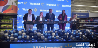 Inauguración de Walmart San Cristóbal. Foto: La Hora/ José Orozco.