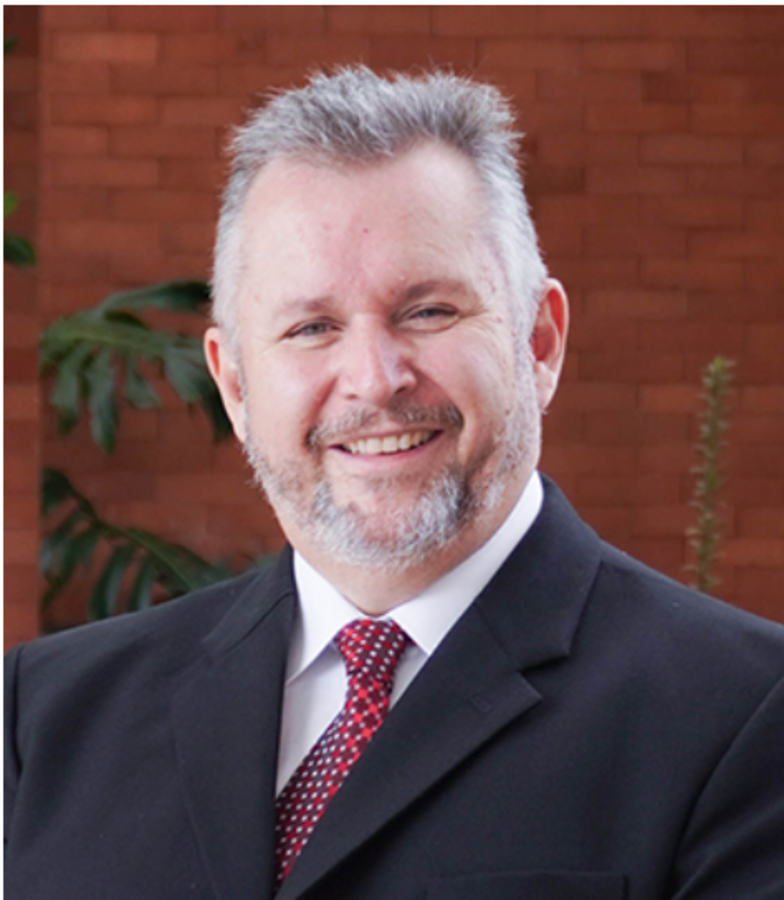 Pablo Alberto Maldonado Ericastilla, decano de la Facultad de Derecho de la Universidad del Istmo. Foto La Hora: UNIS
