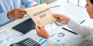 A pocos días de su entrega, así debe calcularse y pagarse el aguinaldo Foto: La Hora/ENVATO