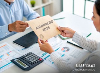 A pocos días de su entrega, así debe calcularse y pagarse el aguinaldo Foto: La Hora/ENVATO