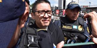 El Juzgado Quinto Penal suspendió la audiencia para determinar si Melvin Quijivix debe enfrentar juicio por el caso Red Q por vacaciones del juez. Foto La Hora: Daniel Ramírez