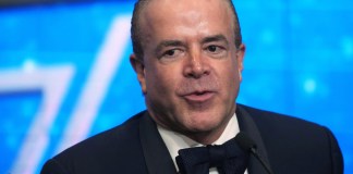 Raúl Rocha Cantú, dueño del certamen de belleza Miss Universo, está siendo señalado de presuntamente liderar una red de tráfico internacional.