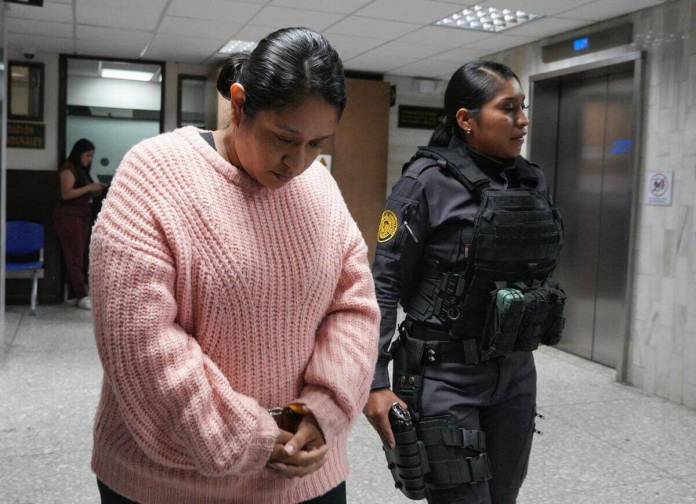 Red Q El Juzgado Quinto Penal ligó a proceso penal a dos personas más vinculadas al caso Red Q bajo señalamientos de lavado de dinero. Foto La Hora: Daniel Ramírez