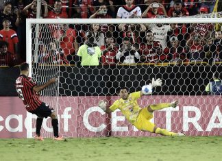 Rubén Darío Silva fue la gran figura de Xelajú MC al atajar dos penales en la final de ida de la Copa Centroamericana 2025.