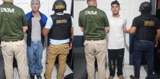 La PNC informó que en la frontera El Carmen, Malacatán, San Marcos, recibieron a los supuestos pandilleros de parte de autoridades mexicanas. Foto La Hora: PNC