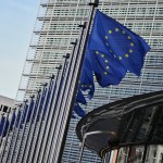 Archivo de banderas de la Unión Europea en Bélgica. Foto La Hora: AP