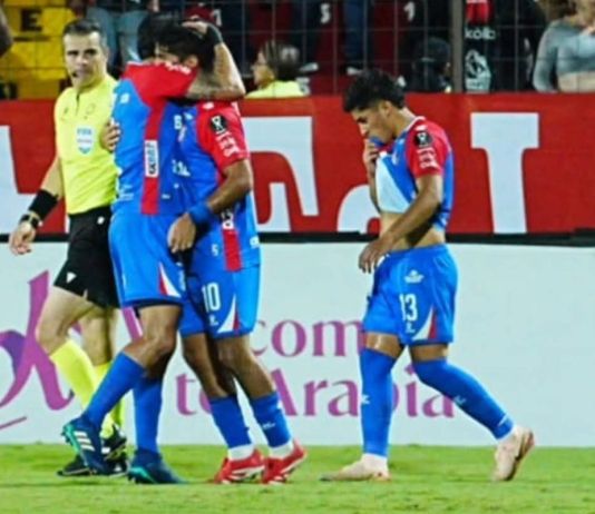 En el juego de vuelta, Xelajú MC jugará ante Alajuelense en el estadio Cementos Progreso el 3 de diciembre. Foto La Hora: Xelajú MC