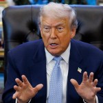 Archivo del presidente de Estados Unidos, Donald Trump, en la Oficina Oval. Foto La Hora: EFE