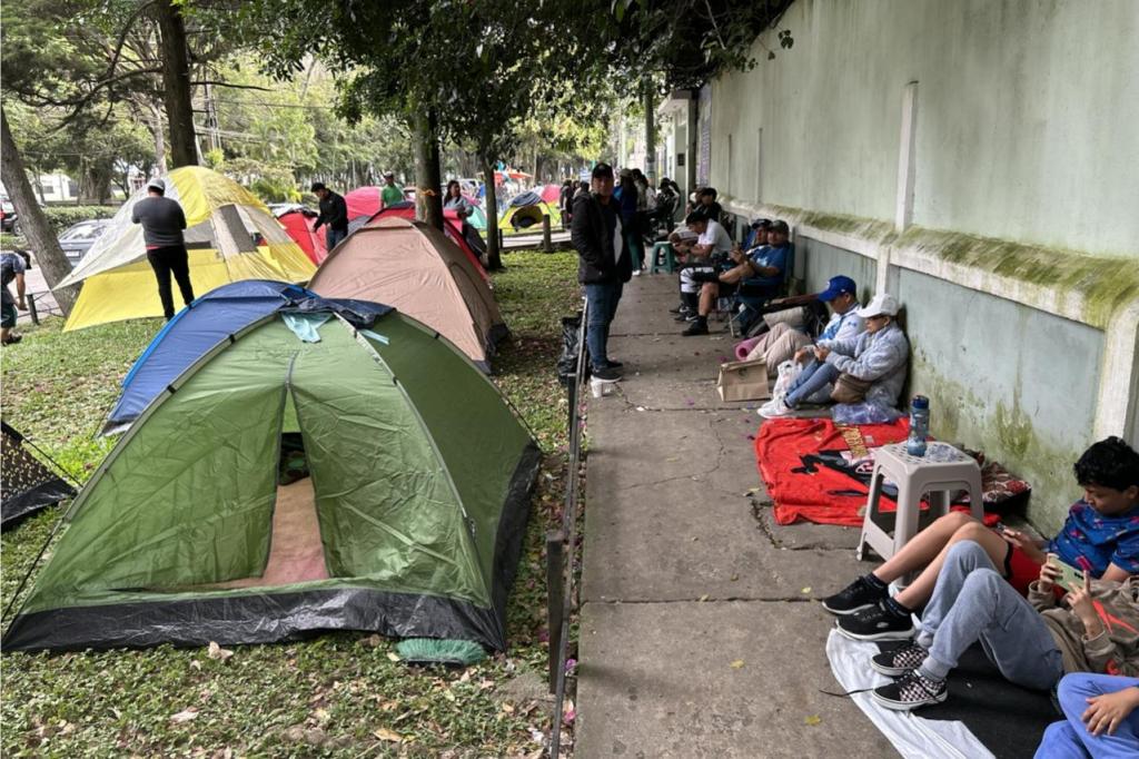 La esperanza para ver a la selección de Guatemala ha aumentado previo a la compra de los boletos para los últimos partidos de la eliminatoria. Foto La Hora: José Orozco