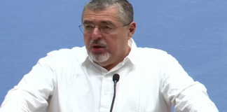 El presidente Bernardo Arévalo reconoce la importancia del acuerdo comercial que elimina aranceles a productos guatemaltecos en Estados Unidos. Foto: Captura de pantalla