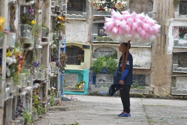Cementerio General. Foto La Hora: José Orozco.