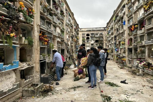 Cementerio General. Foto La Hora: José Orozco.