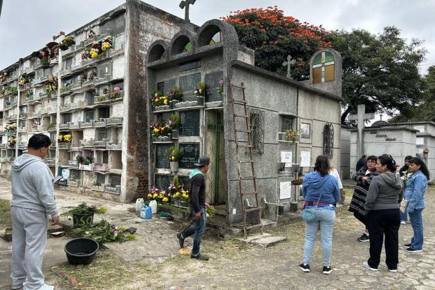 Cementerio General. Foto La Hora: José Orozco.
