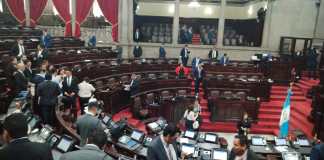 Una facción de la bancada oficial propuso retirar al CACIF. Foto La Hora: Joel Maldonado.