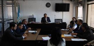 El Juzgado de Extinción de Dominio aplazó la audiencia para dictar sentencia sobre la petición en contra de un edificio vinculado a Manuel Baldizón. Foto La Hora: Daniel Ramírez