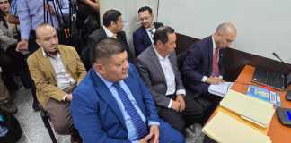 El director administrativo del Ministerio de Salud, Edwin Romeo Sican, se entregó a la justicia para enfrentar proceso por el caso Unops. Foto La Hora: Sergio Osegueda