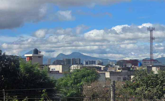 clima Guatemala ya registro el paso de un tercer frente frío de un total de 16 que el Insivumeh prevé afectaran al territorio nacional. Foto La Hora: Sergio Osegueda