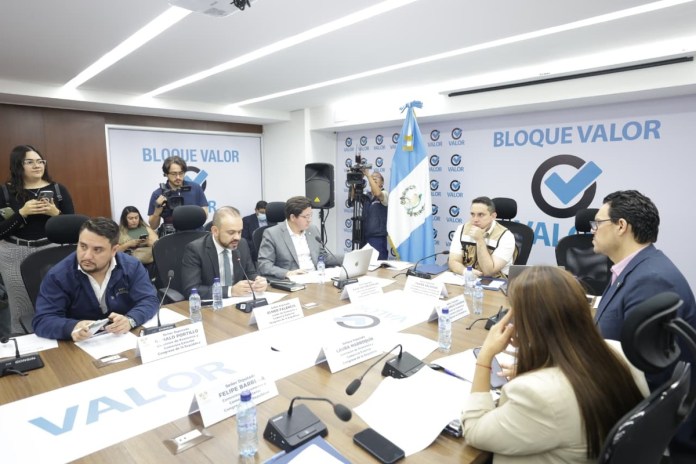 La comisión legislativa de Economía busca agilizar la aprobación de proyectos de modalidad alianza público-privada. Foto: Congreso de la República