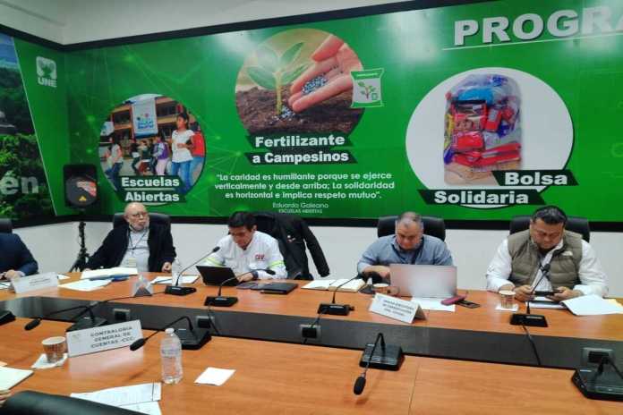 comunicacionesministr El titular de Comunicaciones, Miguel Ángel Díaz, responde por trabajos en distintas rutas. Foto: La Hora