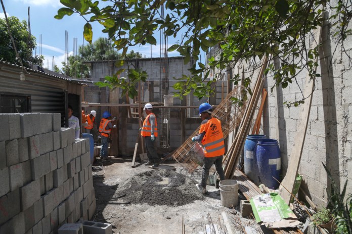 Autoconstrucción: una cara de la pobreza y del alto déficit habitacional en Centroamérica