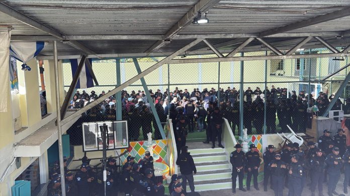 Foto La Hora: Mingob.