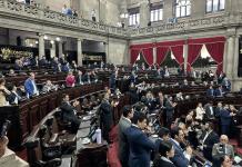 Aumento de sueldo, disputa por junta directiva y leyes polémicas, marcan el Legislativo en 2025 Las decisiones de los diputados marcó el desempeño del Organismo Legislativo en 2025. Foto: La Hora / José Orozco