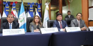 CSJ otorga amparo provisional y permite el retorno de cuatro magistrados del TSE a sus cargos.