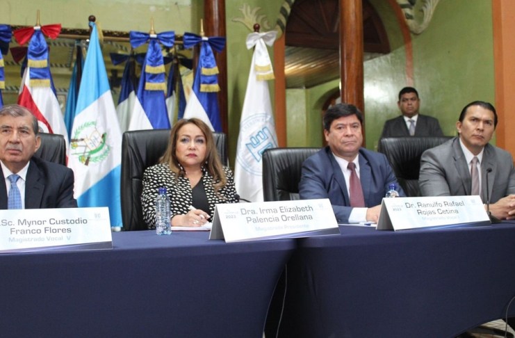 CSJ otorga amparo provisional y permite el retorno de cuatro magistrados del TSE a sus cargos.