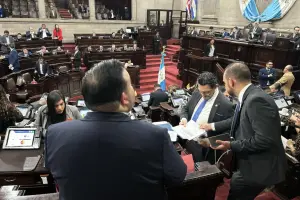 Diputados aprueban presupuesto del Congreso y aseguran sueldo de Q66 mil para 2026